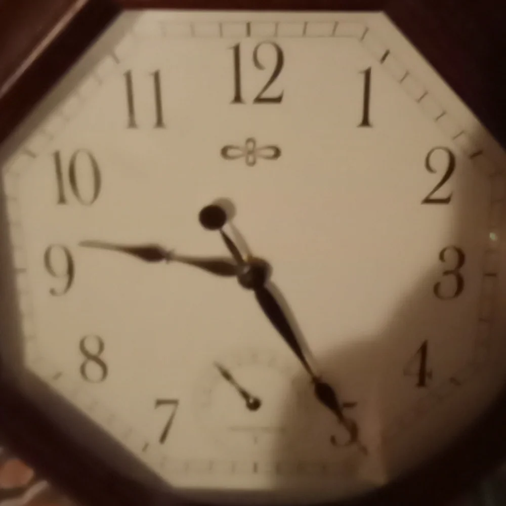 Clock - Picture 2 of 5